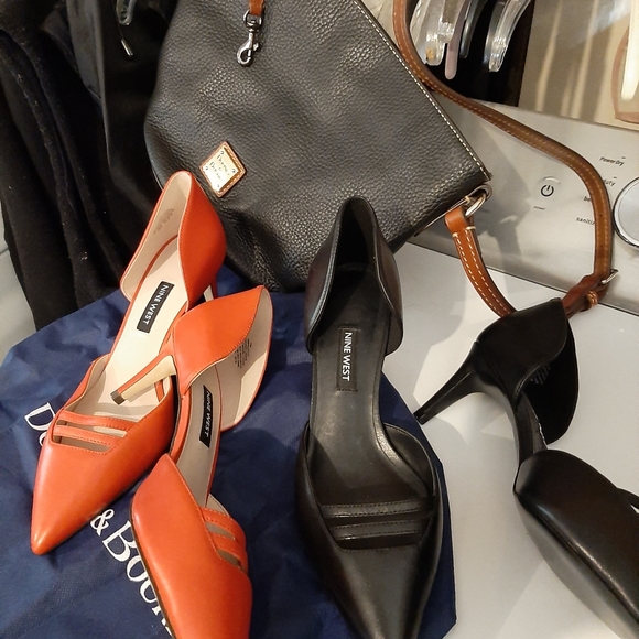 2prs N West pumps $ 55 - Picture 4 of 5